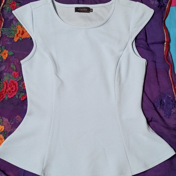 Sky blue Top - Picture 5 of 7